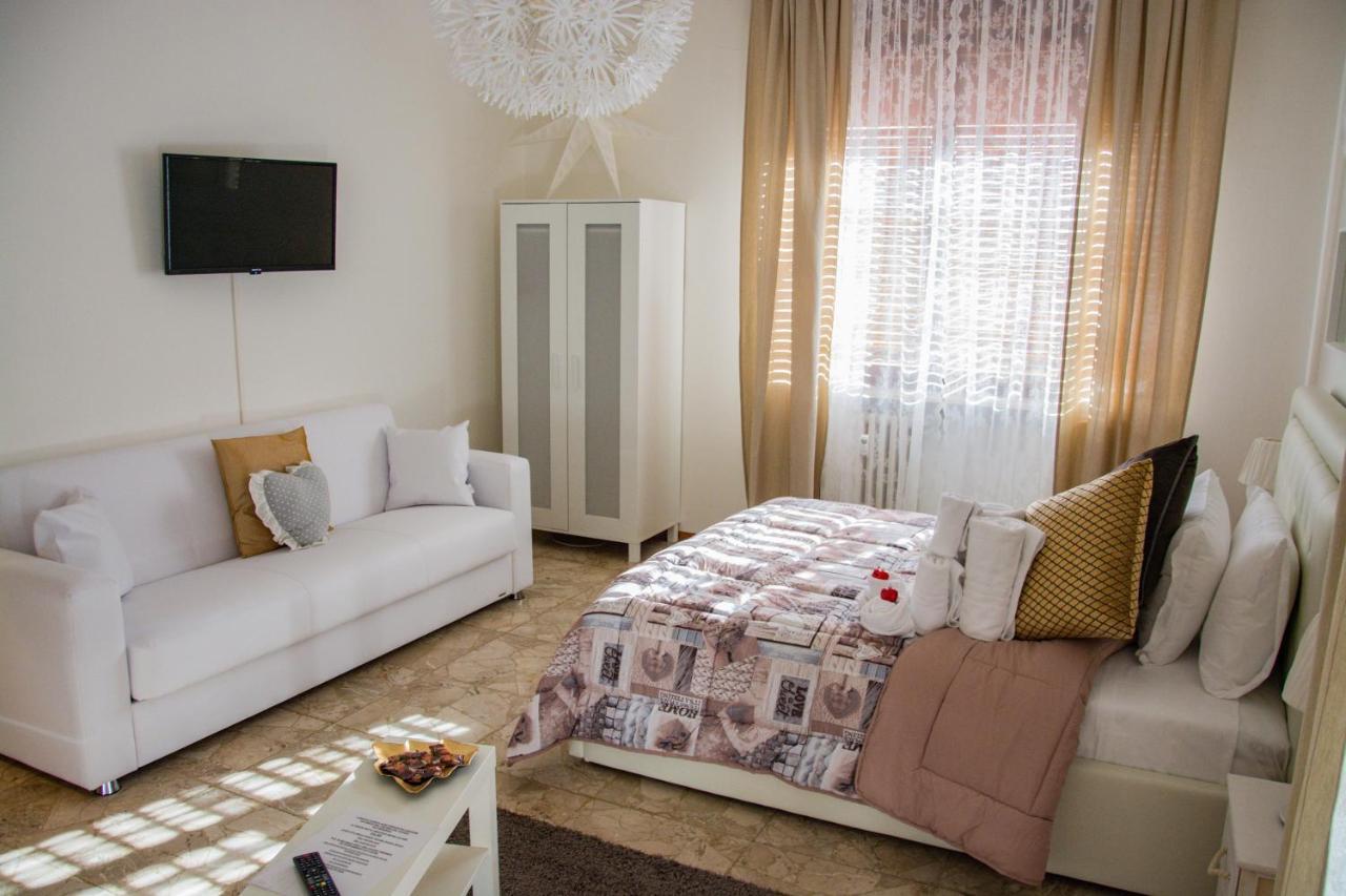 Guest House Piazza Isolo Верона Экстерьер фото