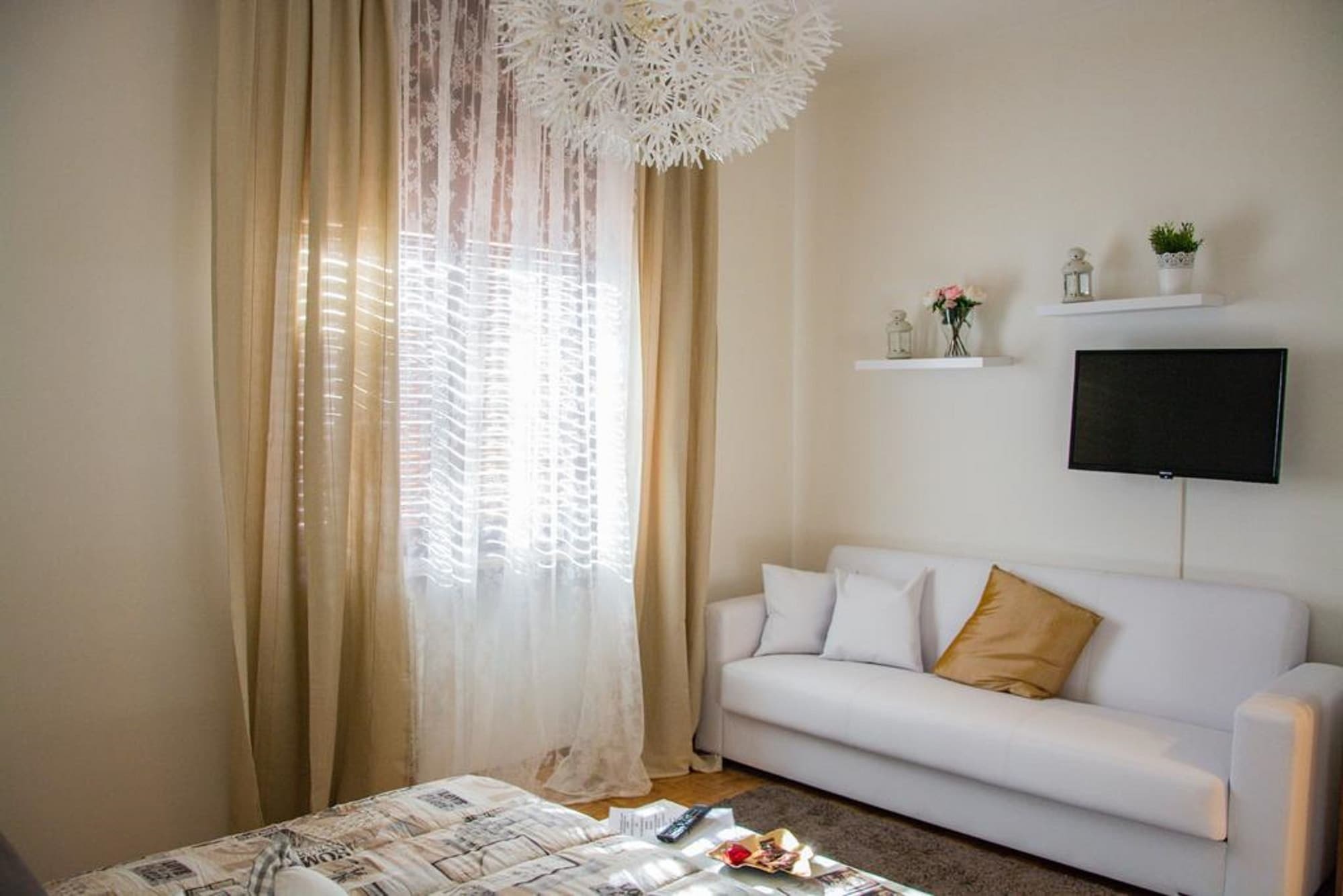 Guest House Piazza Isolo Верона Экстерьер фото