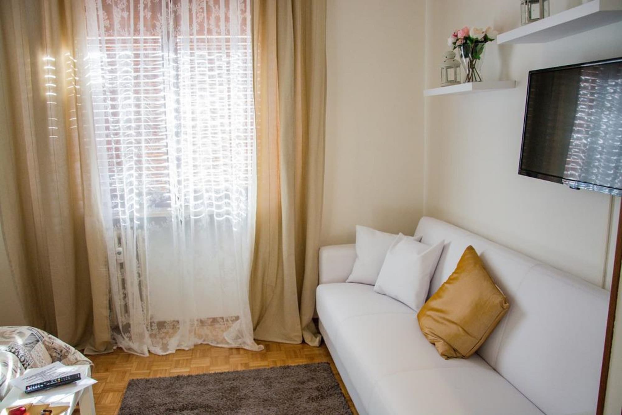 Guest House Piazza Isolo Верона Экстерьер фото